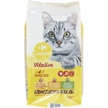 Croquettes pour chat Stérilisé à la volaille, aux carottes & aux petits pois CARREFOUR