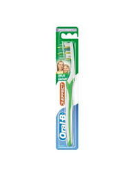 ORAL-B Brosse à Dents Maxi Clean